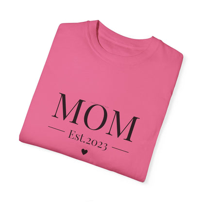 Mom Est. 2023 T-Shirt