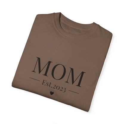 Mom Est. 2023 T-Shirt