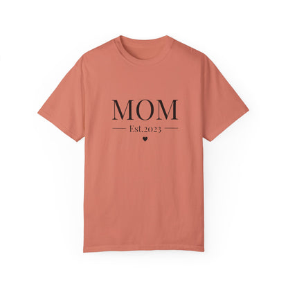 Mom Est. 2023 T-Shirt