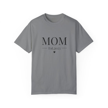 Mom Est. 2023 T-Shirt