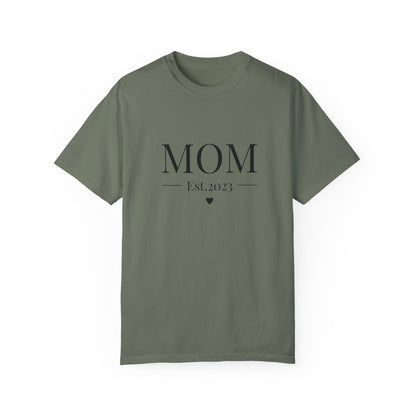 Mom Est. 2023 T-Shirt