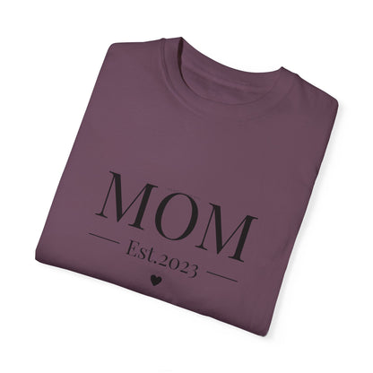 Mom Est. 2023 T-Shirt
