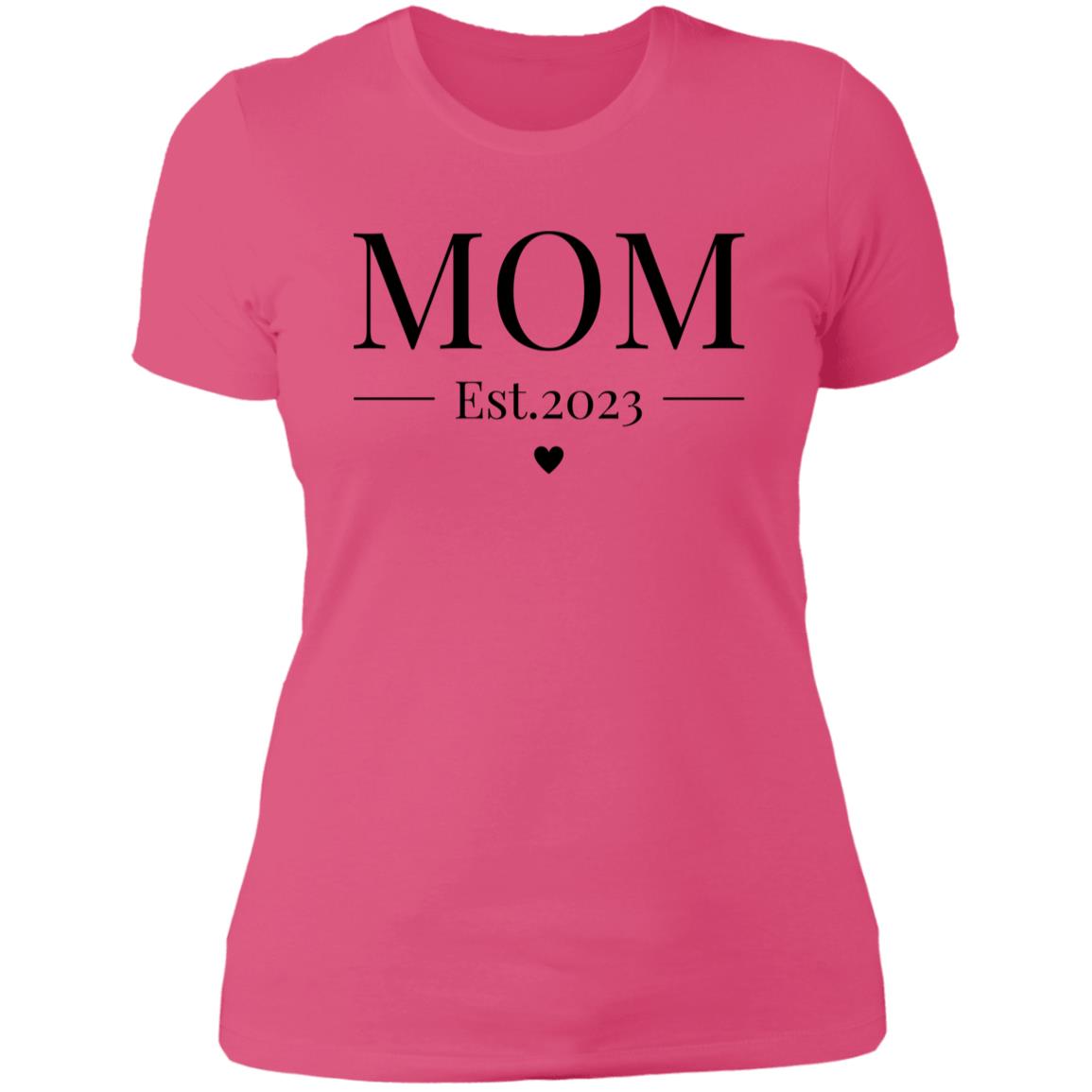 Mom Est 2023 T-Shirt